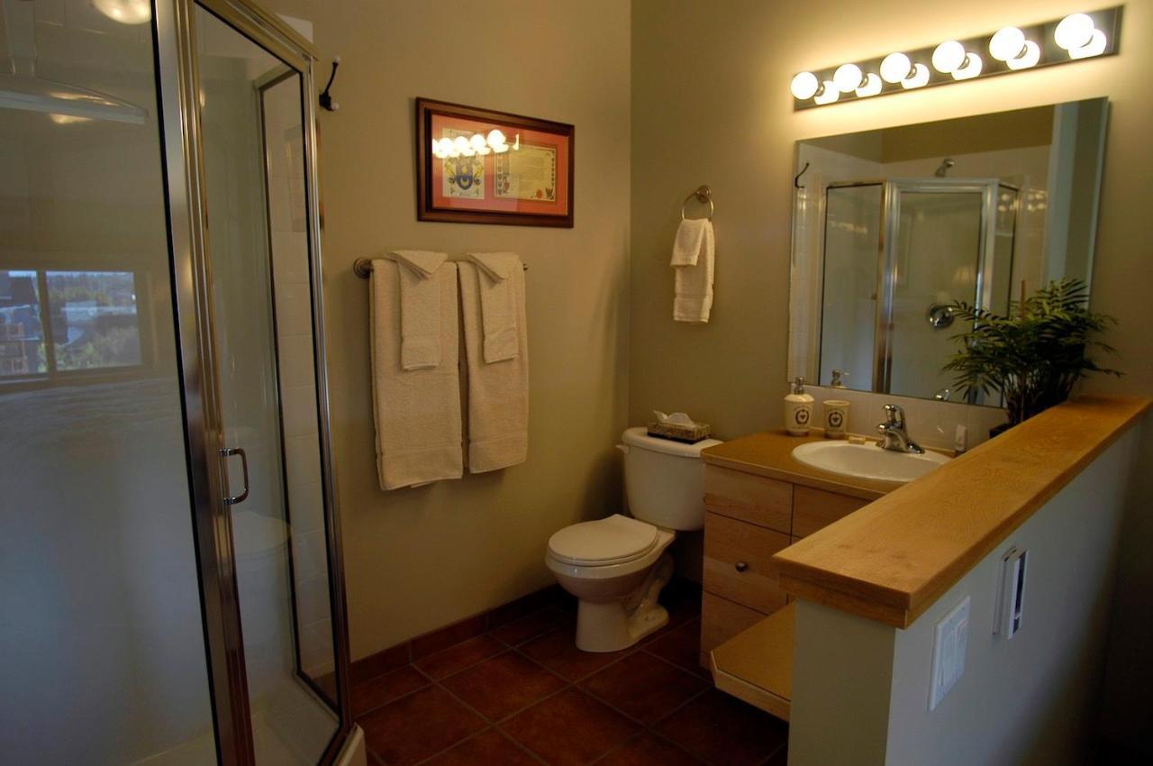 Apartment 411, Antique Heritage Canmore Luaran gambar