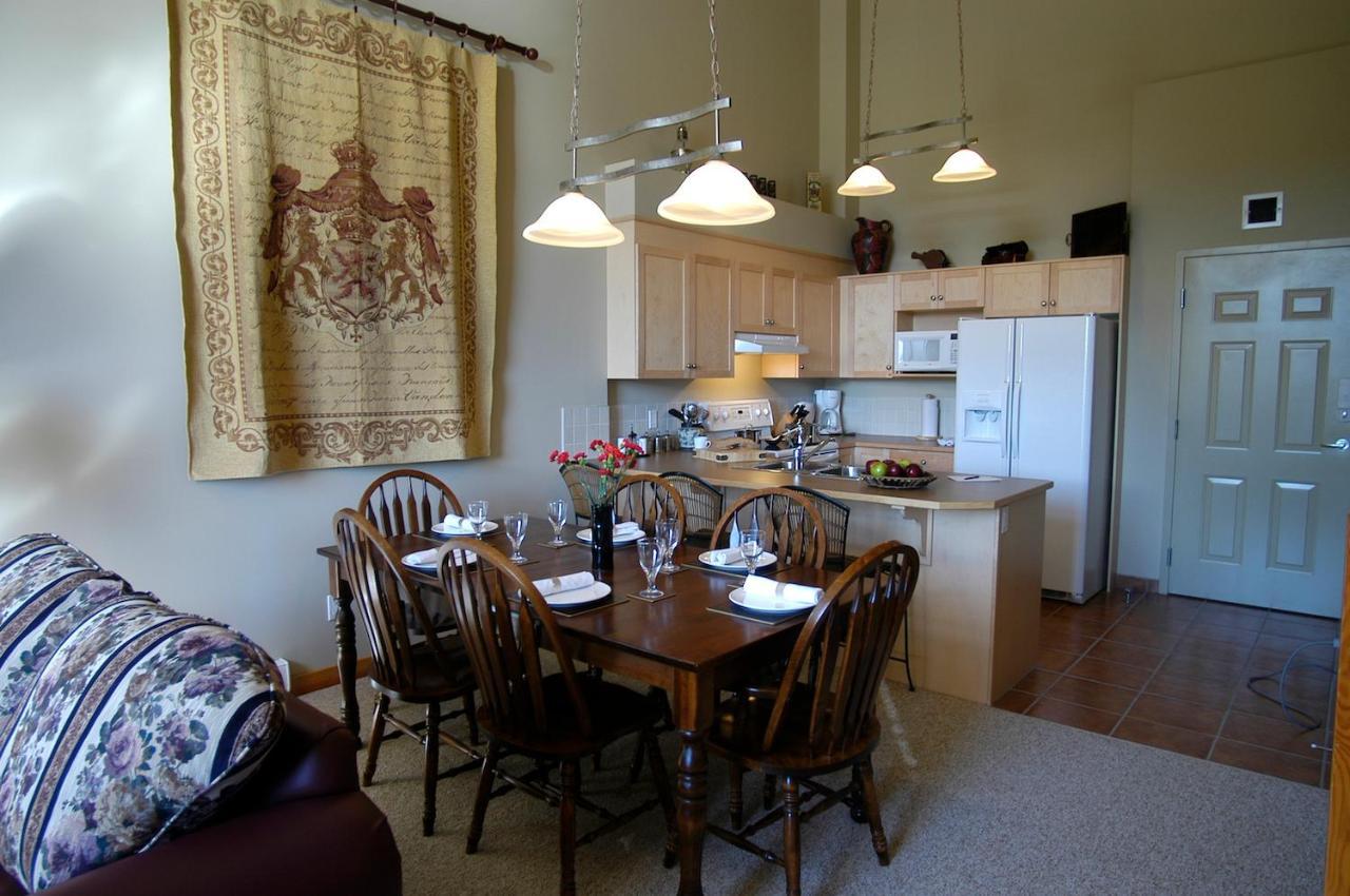 Apartment 411, Antique Heritage Canmore Luaran gambar